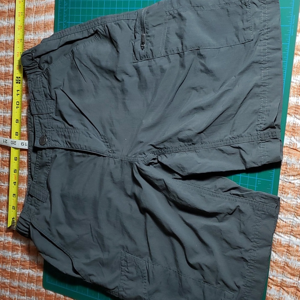 30/10L Columbia Cargo Hiking Shorts Grey